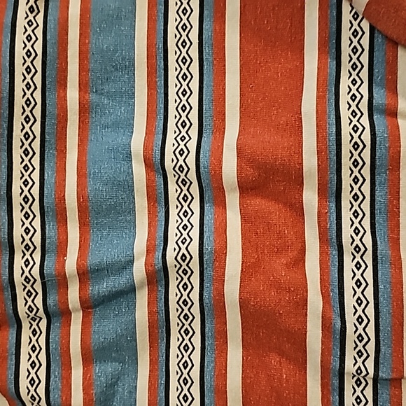 Ampersand Double Hood (M) - Picture 9 of 10